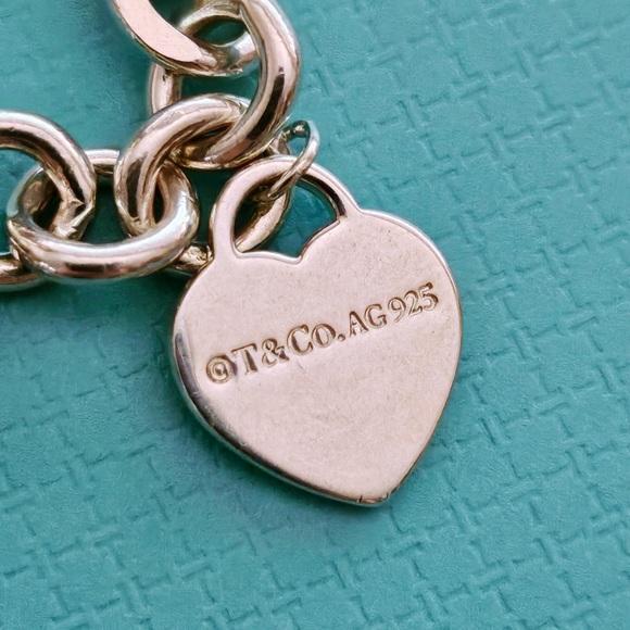 🧧SOLD🎋 RARE Tiffany & Co. RTT Multi Dangle Heart Tag Silver Necklace 24" - Picture 3 of 7
